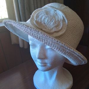 White Sparkle Knit Hat w/ Flower Detail | Size OS